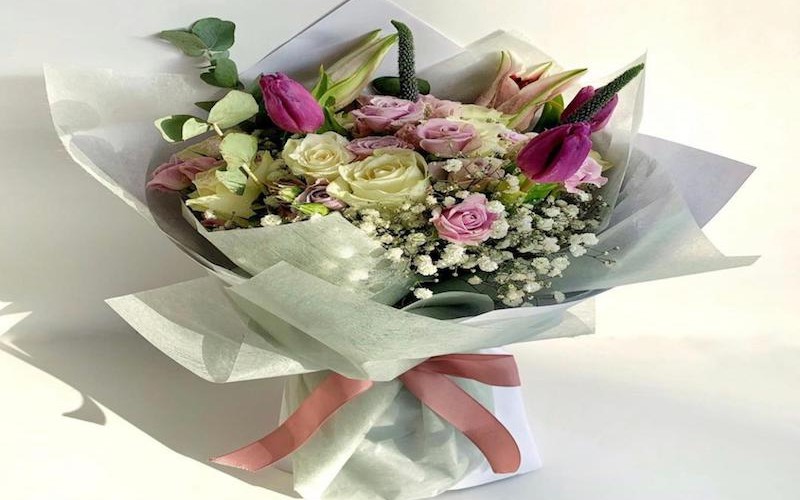 wrapping a gift and receive a free gift wrapping